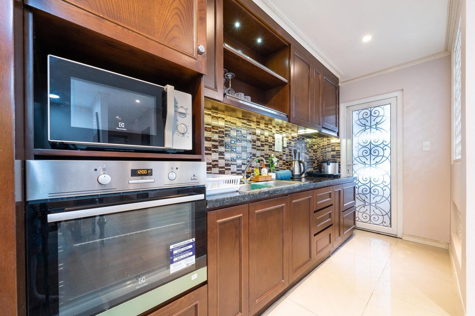 2Br 3Br Luxury Apartment Sky Pool Хошимин Экстерьер фото